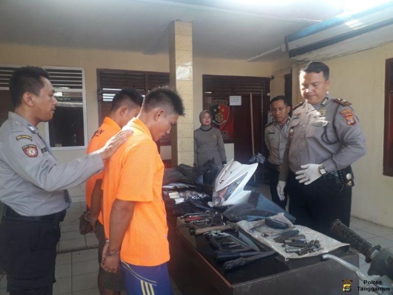 Dua Maling Motor Tanggamus Hotman
