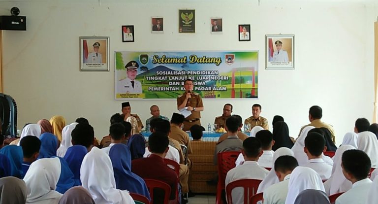 Sosialisasi Helmi Pagar Alam