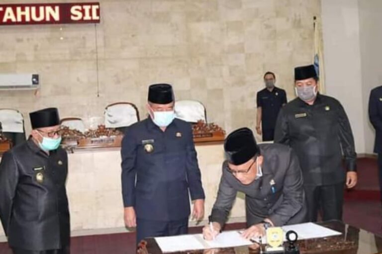 ujang2