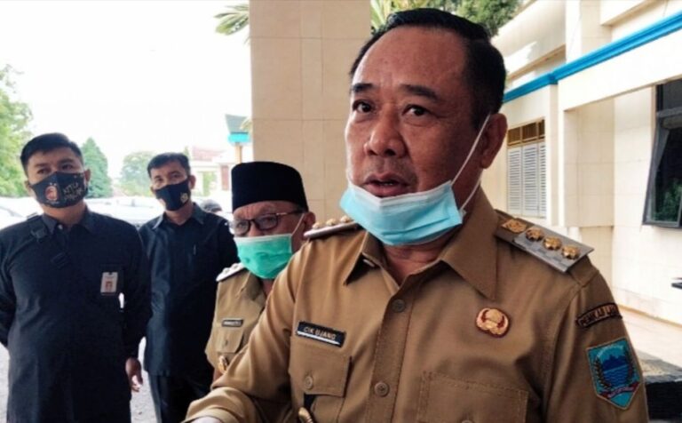 ujang5
