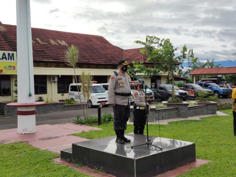 HELMI5