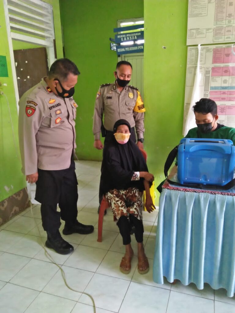 HELMI13