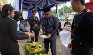 empat1