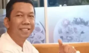 2863848120