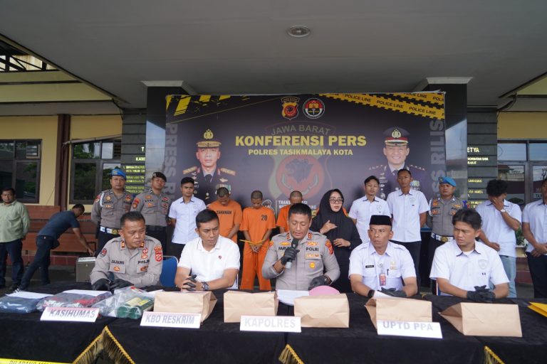 WhatsApp Image 2025-12-10 at 14.57.45